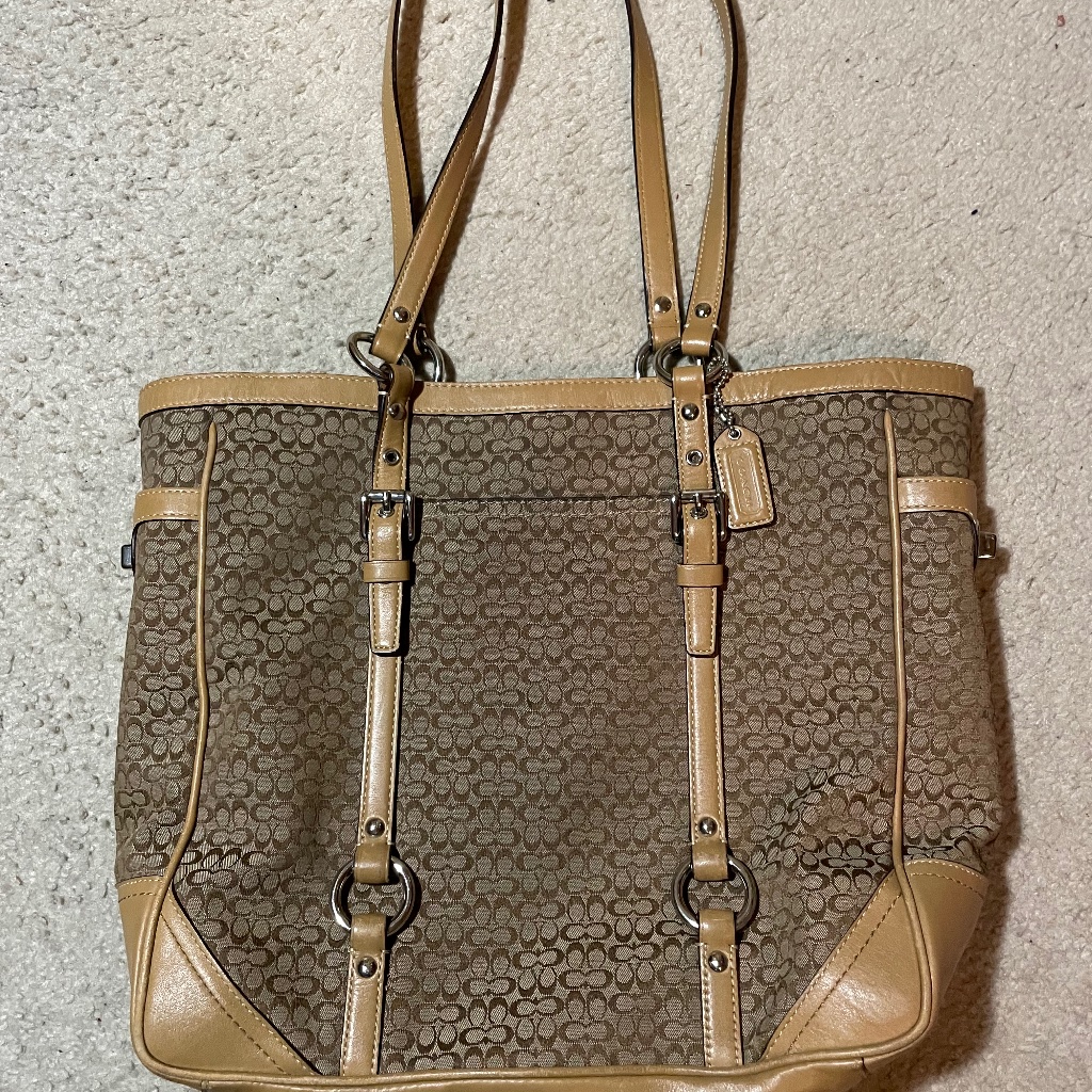 Coach Work Tote- Beige Classic Pattern